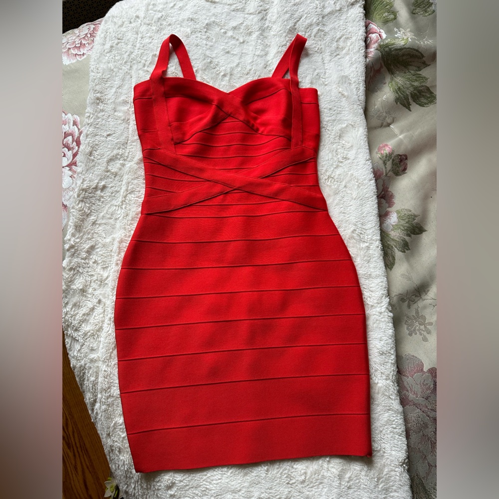SLIMMING Red Dress
